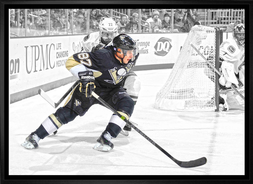Sidney Crosby Pittsburgh Penguins Framed  20x29 Defending Puck Spotlight Canvas
