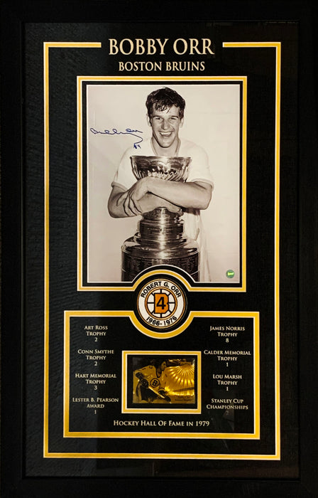 Bobby Orr Boston Bruins Signed Framed 8x10 Photo with Career Accomplishments and Gold Foil Card
