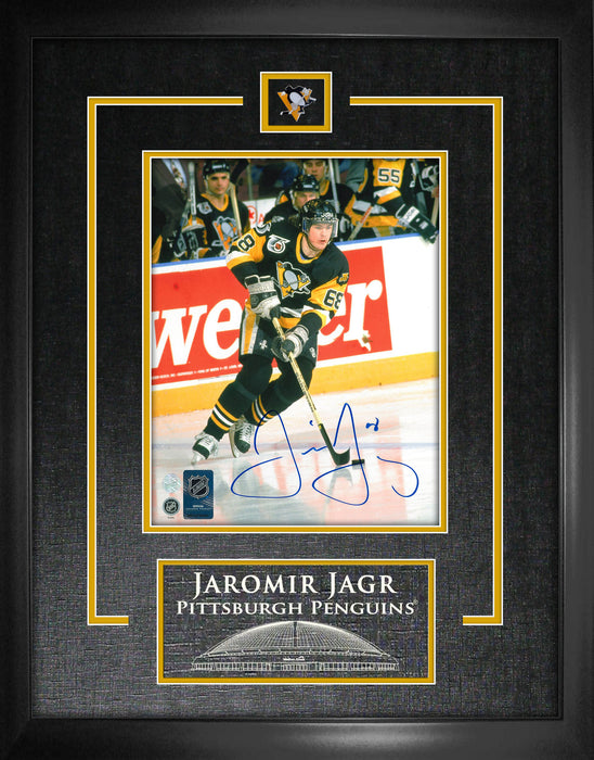 Jaromir Jagr Signed Framed Pittsburgh Penguins 8x10 Skating Photo
