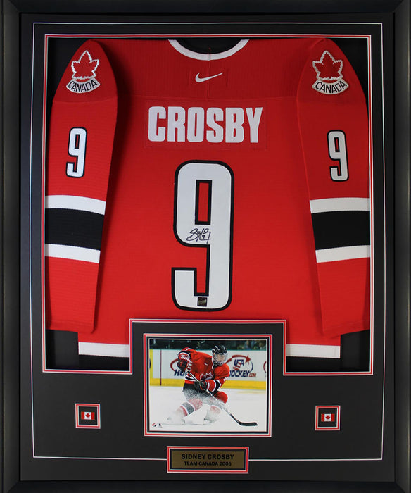 Sidney Crosby Signed Framed Jersey 2005 Team Canada World Juniors Game Model Nike Red